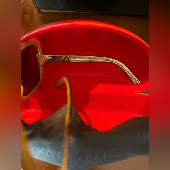 Valentino Tortoise Shell Color, Swarovski Crystals, Oversized Sunglasses - Picture 6 of 15